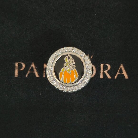 Pandora Pluto Pumpkin Boo Button Charm Halloween 2024 Exclusive Charm Bead - Picture 1 of 6